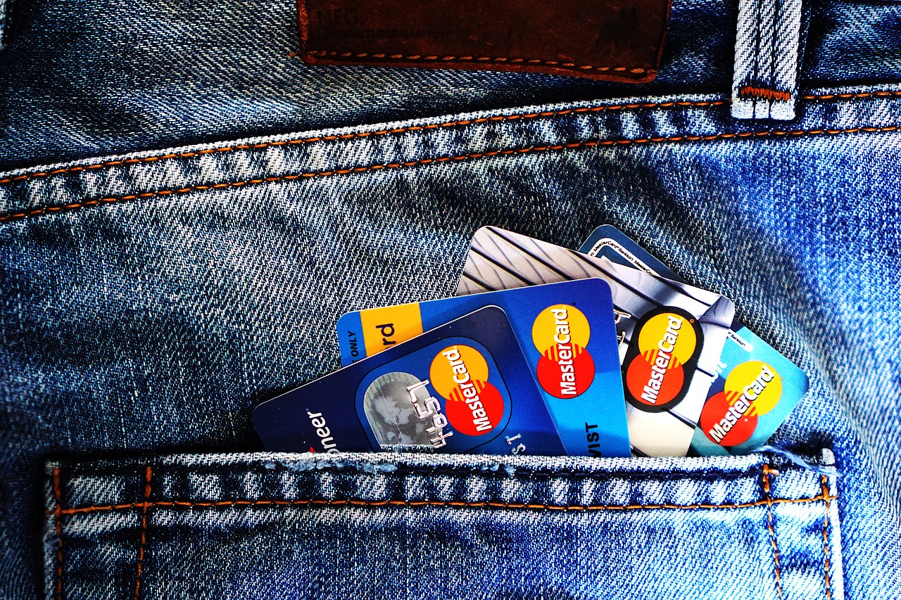 Jak korzystać z karty kredytowej?